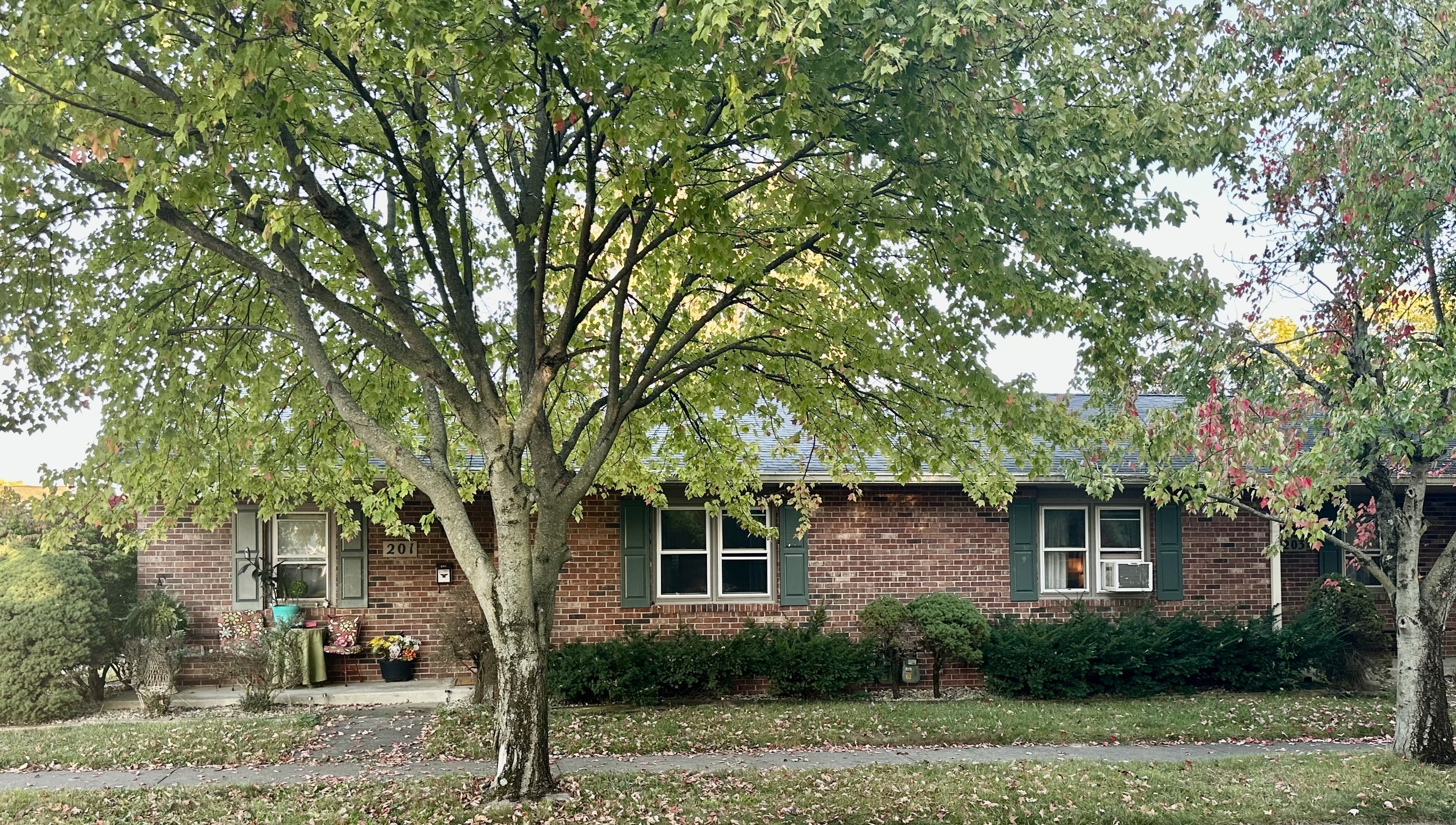 201-203 S Main St  