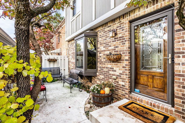 193 Aspen Way Carmel, IN Condo Sold - Photo 1 of 42. Opens carousel modal