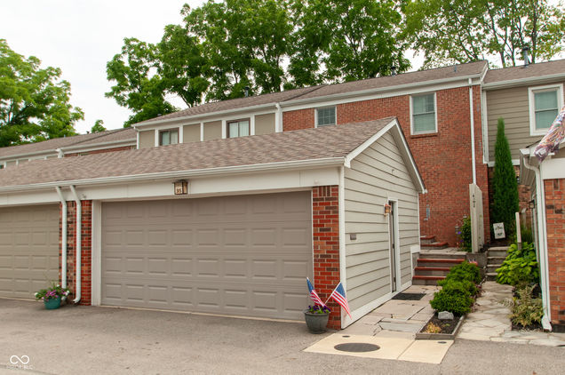 315 Amys Run Court Carmel, IN Condo Sold - Photo 1 of 35. Opens carousel modal