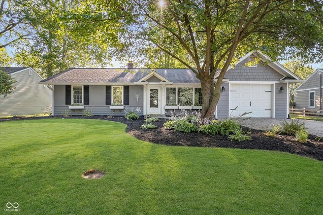 535 Eagleview Court Zionsville, IN House Sold - Photo 1 of 35. Opens carousel modal