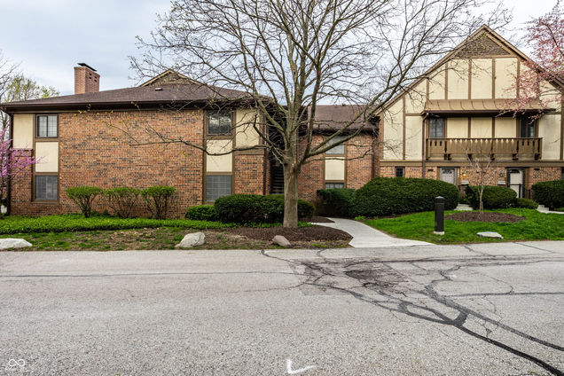 3840 Knollton Road Unit A