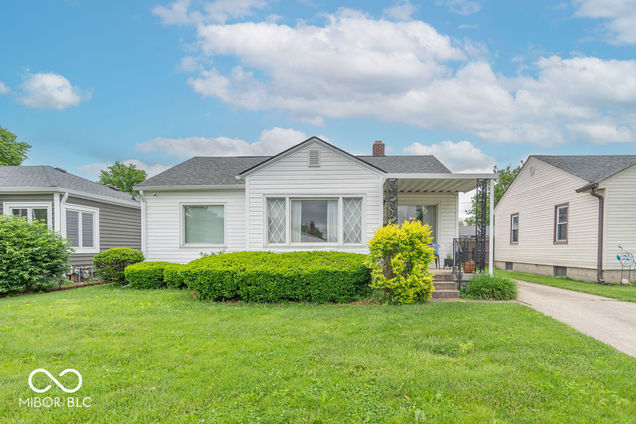 445 N 13th Avenue Beech Grove, IN House Sold - Photo 1 of 31. Opens carousel modal