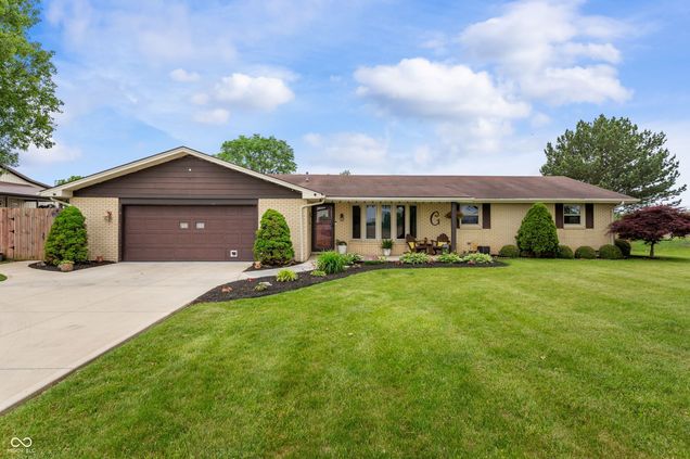 1891 W 300 N Anderson, IN House Sold - Photo 1 of 39. Opens carousel modal