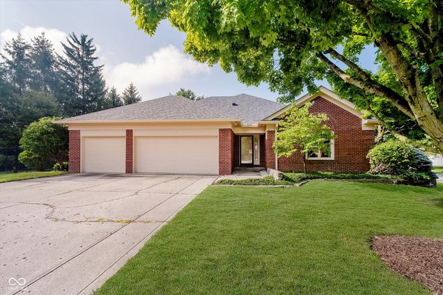 8649 Cricket Tree Lane