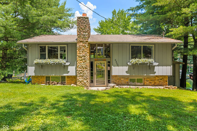 6254 Grosbeak Court