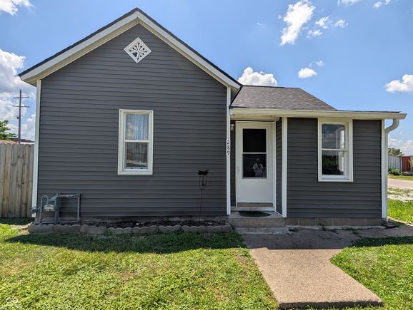 289 W Walnut Street