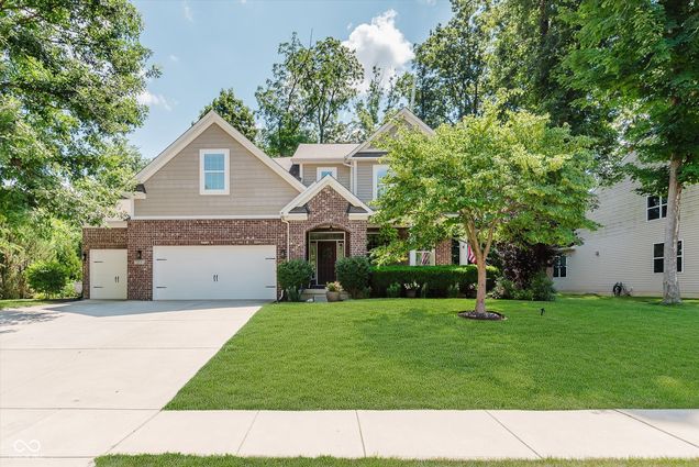 823 Colin Drive