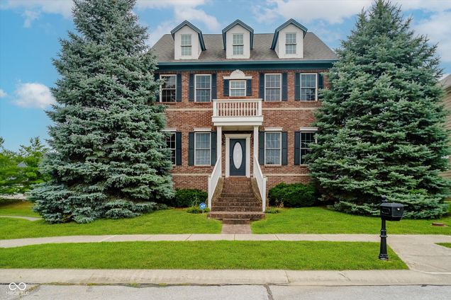 7178 Lockford Walk N