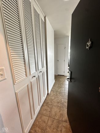 3965 N Meridian Street Unit 3G