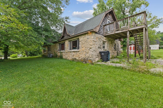 7600 N Old State Road 67