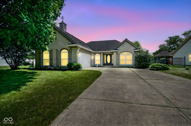 453 Acorn Drive