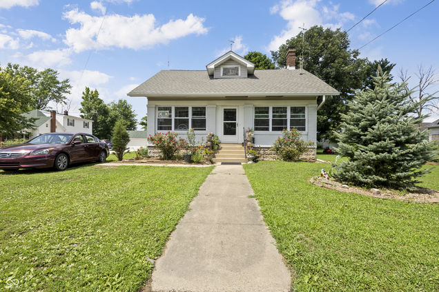 704 W Pearl Street