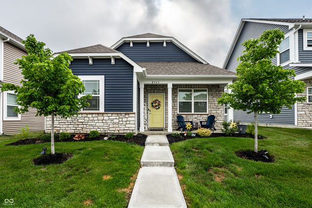 2543 Lamar Drive Whitestown, IN House Active - Photo 1 of 29. Opens carousel modal