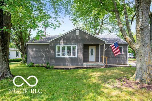6328 W Bethel Avenue Muncie, IN House Active - Photo 1 of 17. Opens carousel modal