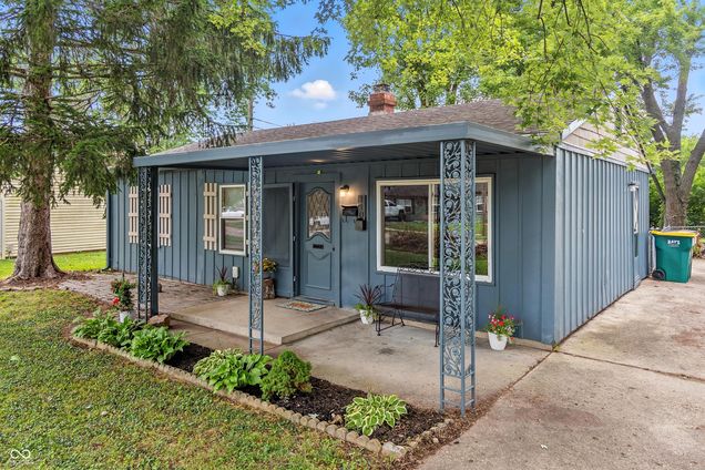 110 Jordan Drive Franklin, IN House Active - Photo 1 of 40. Opens carousel modal