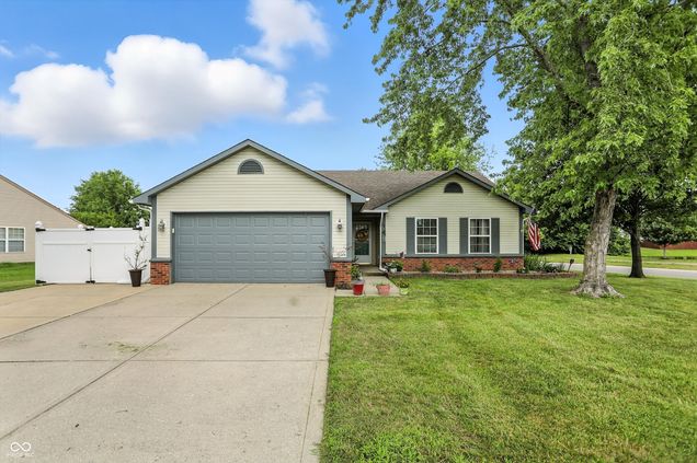435 Driftwood Court