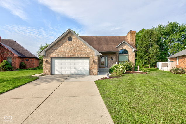754 Royal Troon Court