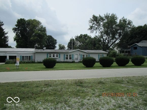 1518 E 35th Street Marion, IN House Active - Photo 1 of 47. Opens carousel modal