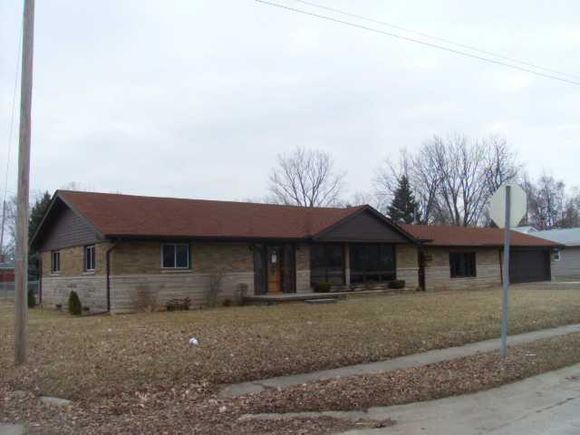 1646 W 8th Street Marion, IN House Sold - Photo 1 of 12. Opens carousel modal