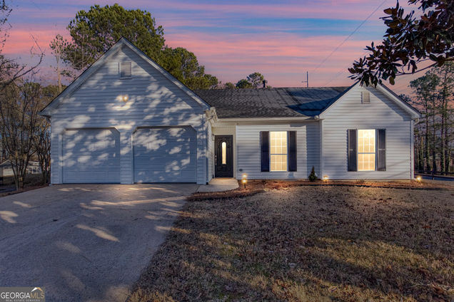 4100 Chanticleer Drive Kennesaw, GA House Active - Photo 1 of 46. Opens carousel modal