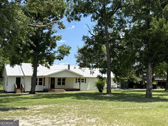 1533 W River Road