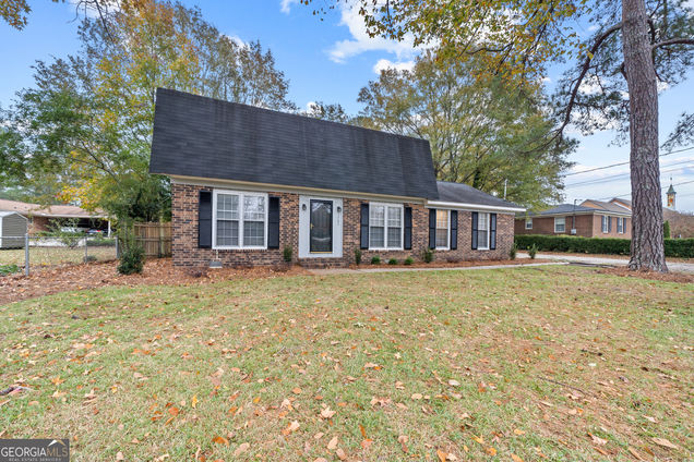 1303 Forest Hill Road