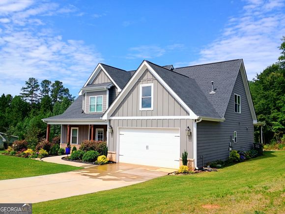 336 White Oak Way