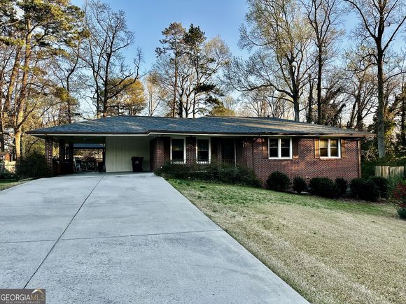 398 Lockridge Lane