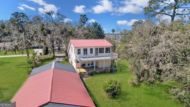 95 Circle Drive