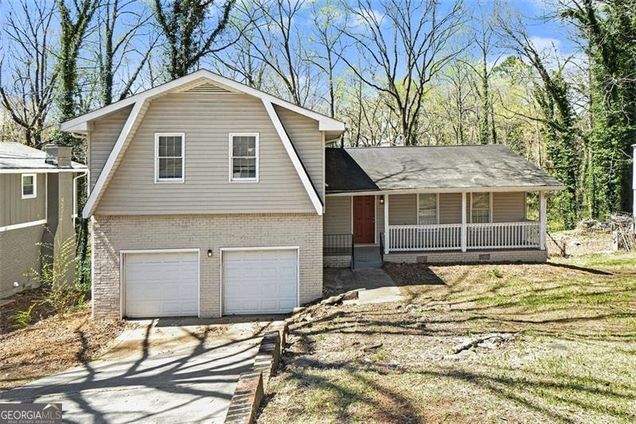 2339 Chevy Chase Lane
