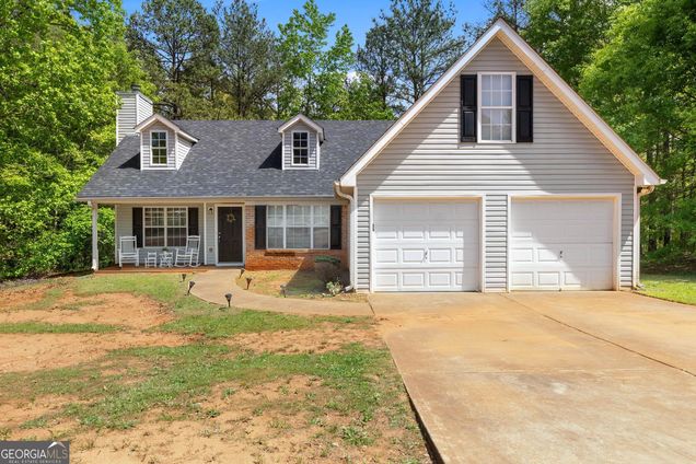 1012 Miss Amber Way Locust Grove, GA House Pending - Photo 1 of 18. Opens carousel modal