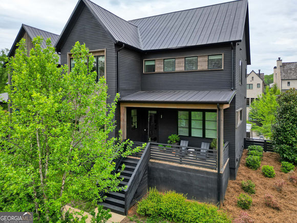 300 Mado Lane