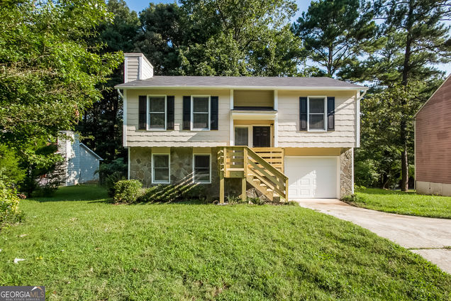 5498 La Fleur Trail Lithonia, GA House Active - Photo 1 of 20. Opens carousel modal