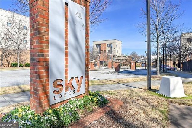 898 Oak Unit U-3421 Atlanta, GA Condo Active - Photo 1 of 25. Opens carousel modal
