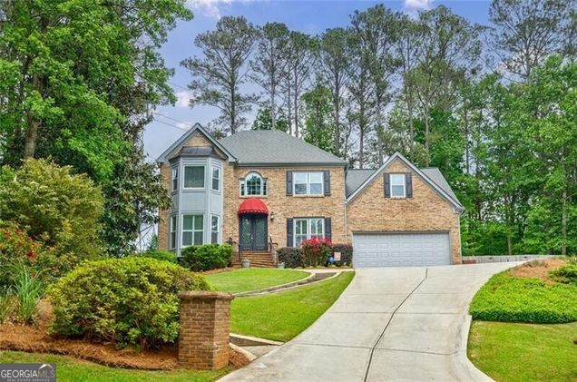3389 Robinson Farms Trace NE