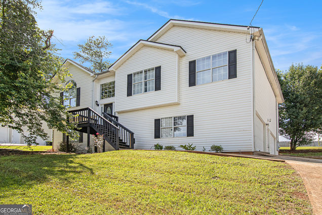 7760 Poppy Drive