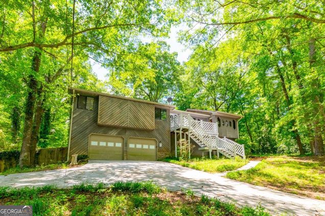 2738 Westminister Lane NW