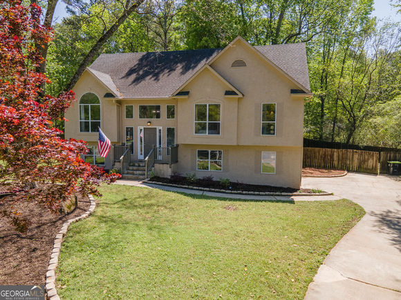 11 Line Creek Circle