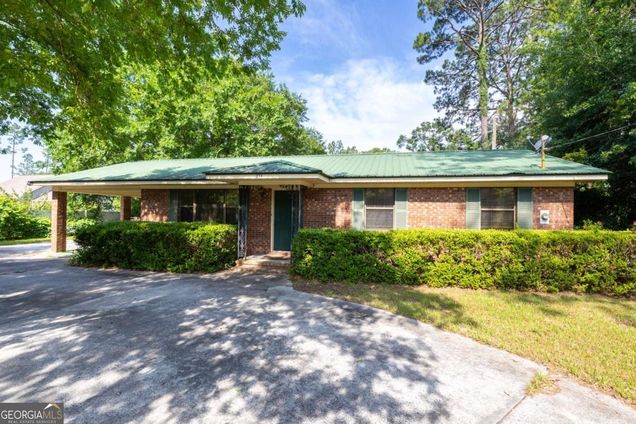 274 S Anita Street Waycross, GA House Active - Photo 1 of 33. Opens carousel modal