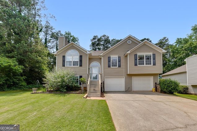 503 Silver Maple Lane Woodstock, GA House Active - Photo 1 of 36. Opens carousel modal