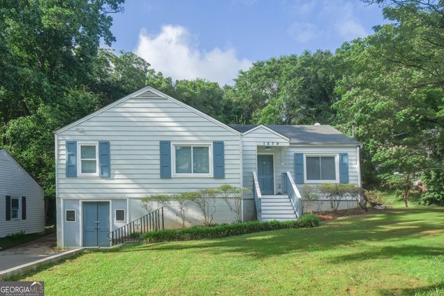 1279 Skyhaven Road SE