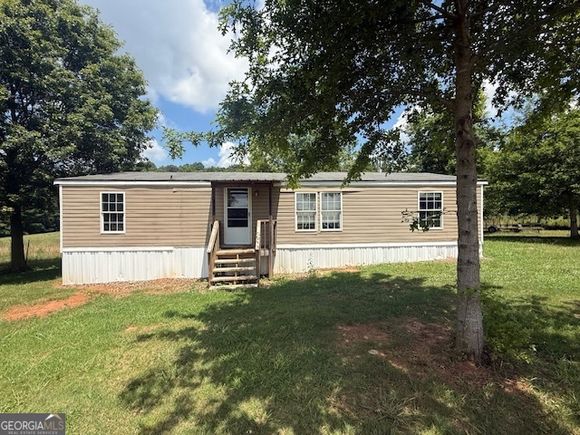 8772 Hwy 17 Bowersville, GA House Active - Photo 1 of 8. Opens carousel modal