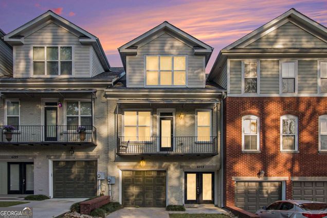 6023 Brookside Oak Circle