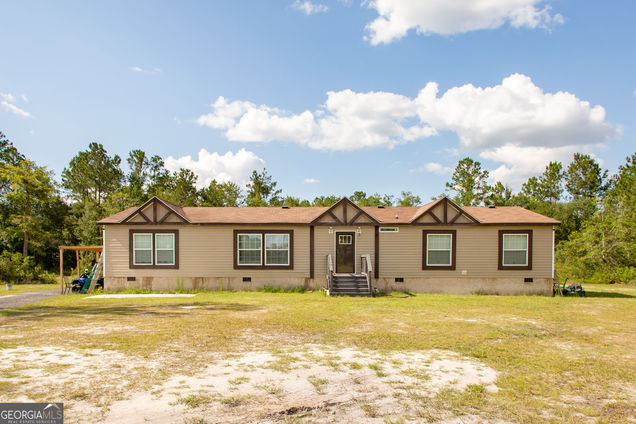 120 Scarlett Waycross, GA House Active - Photo 1 of 35. Opens carousel modal