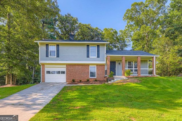 2365 Rock Hollow Drive Conley, GA House Active - Photo 1 of 28. Opens carousel modal