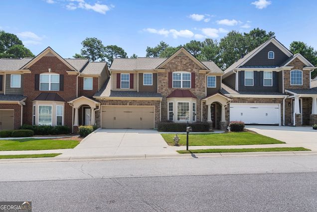 2702 Sardis Chase Court