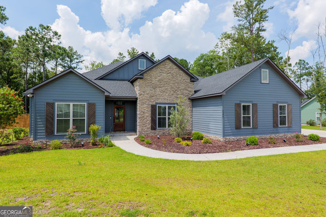 6006 Union Springs Drive Hahira, GA House Active - Photo 1 of 46. Opens carousel modal