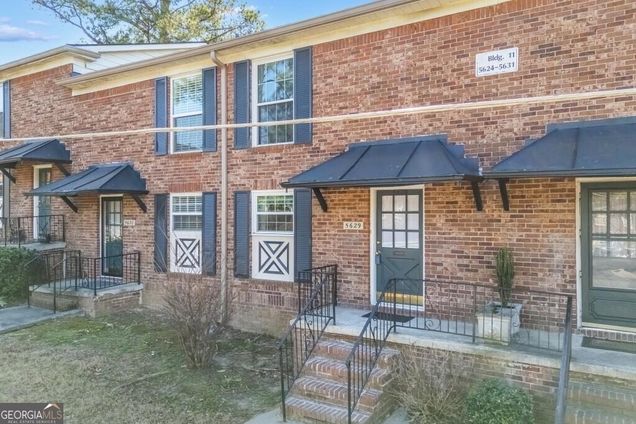 5629 Kingsport Drive Unit 11