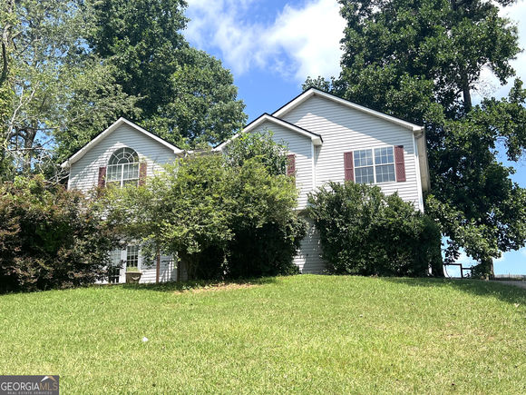 7780 Poppy Drive Winston, GA House Active - Photo 1 of 13. Opens carousel modal