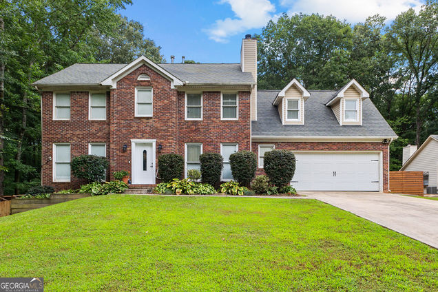 435 Hampton Green